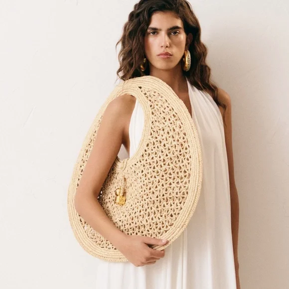 JACQUEMUS LARGE ROUND SPIAGGIA BAG - Picture 6 of 8